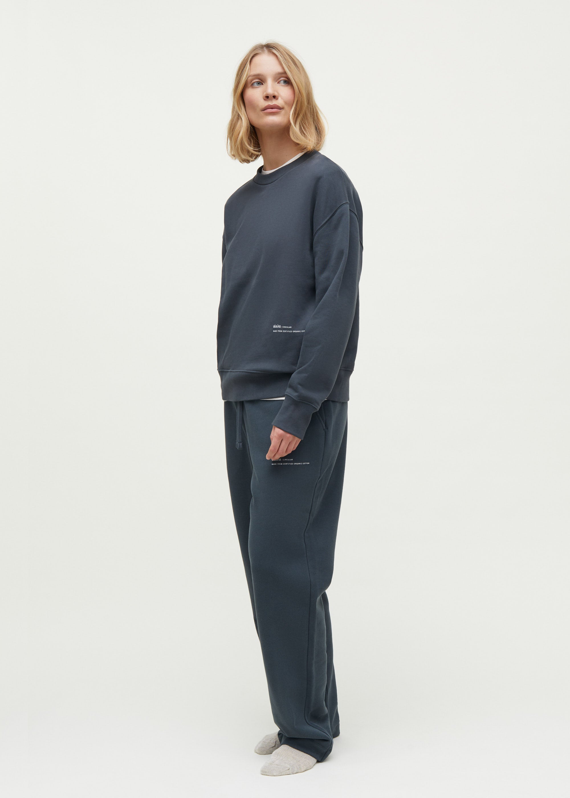 Circular sweatshirt | Wild Ocean Sweatshirt aiayu