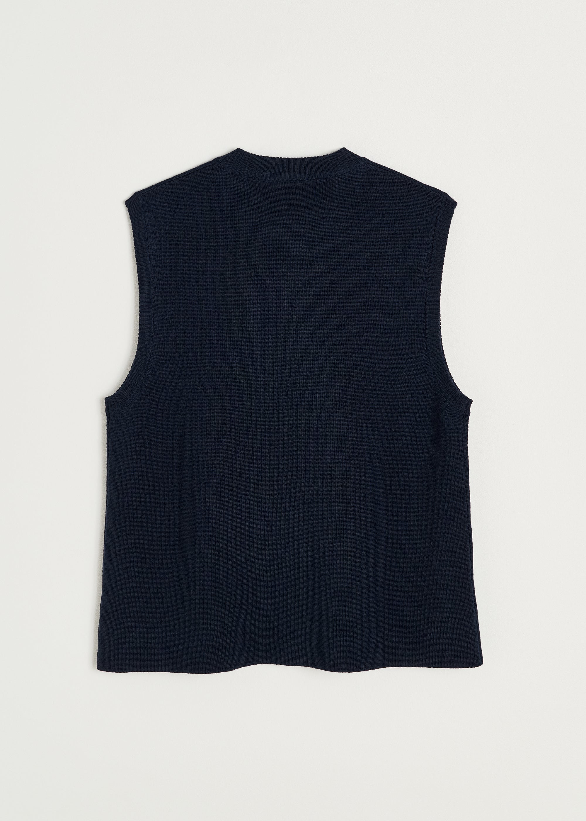 Elva vest – pure merino wool | Navy Vest aiayu
