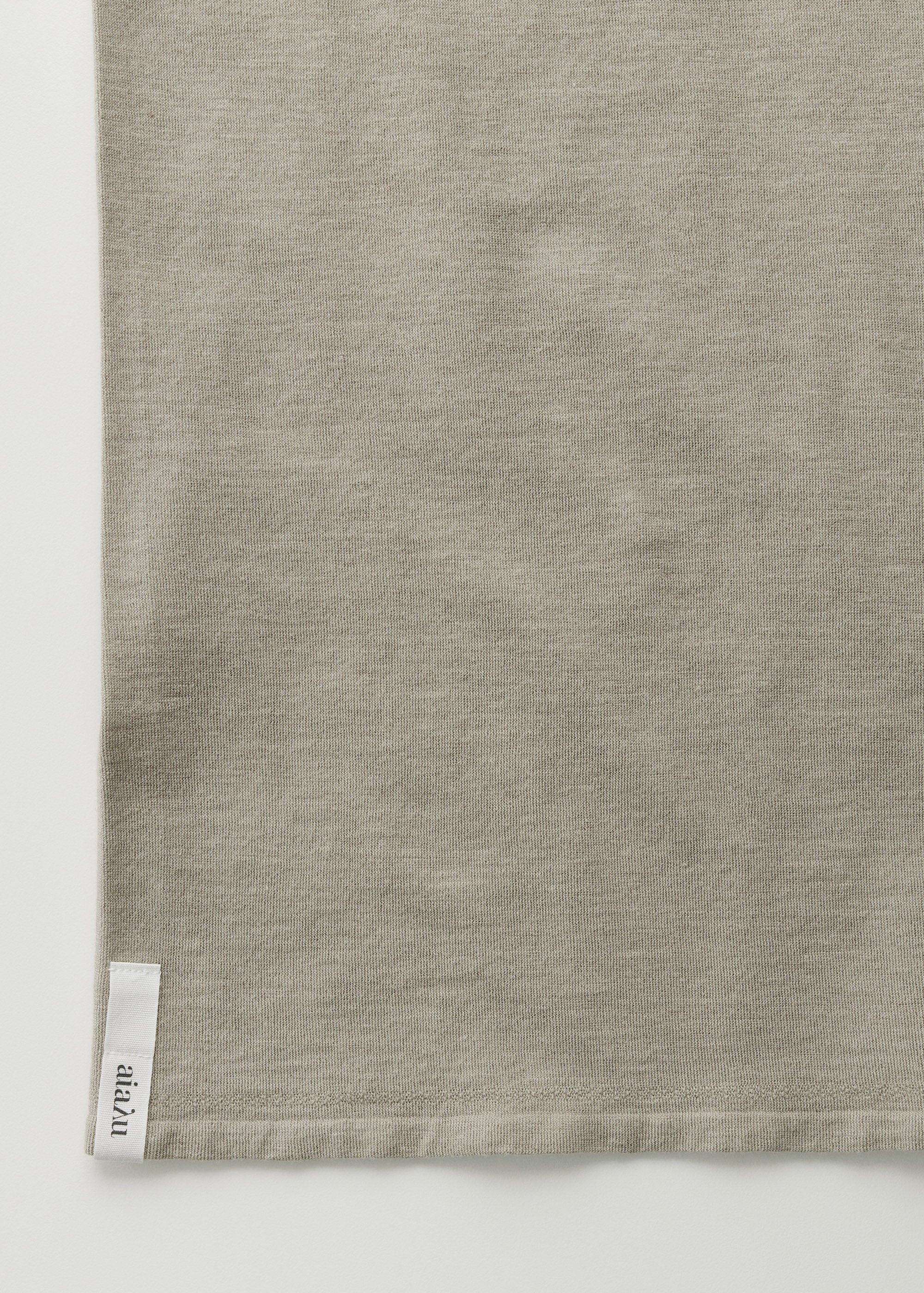 Gentle tee – cashmere | Grey Blouse aiayu