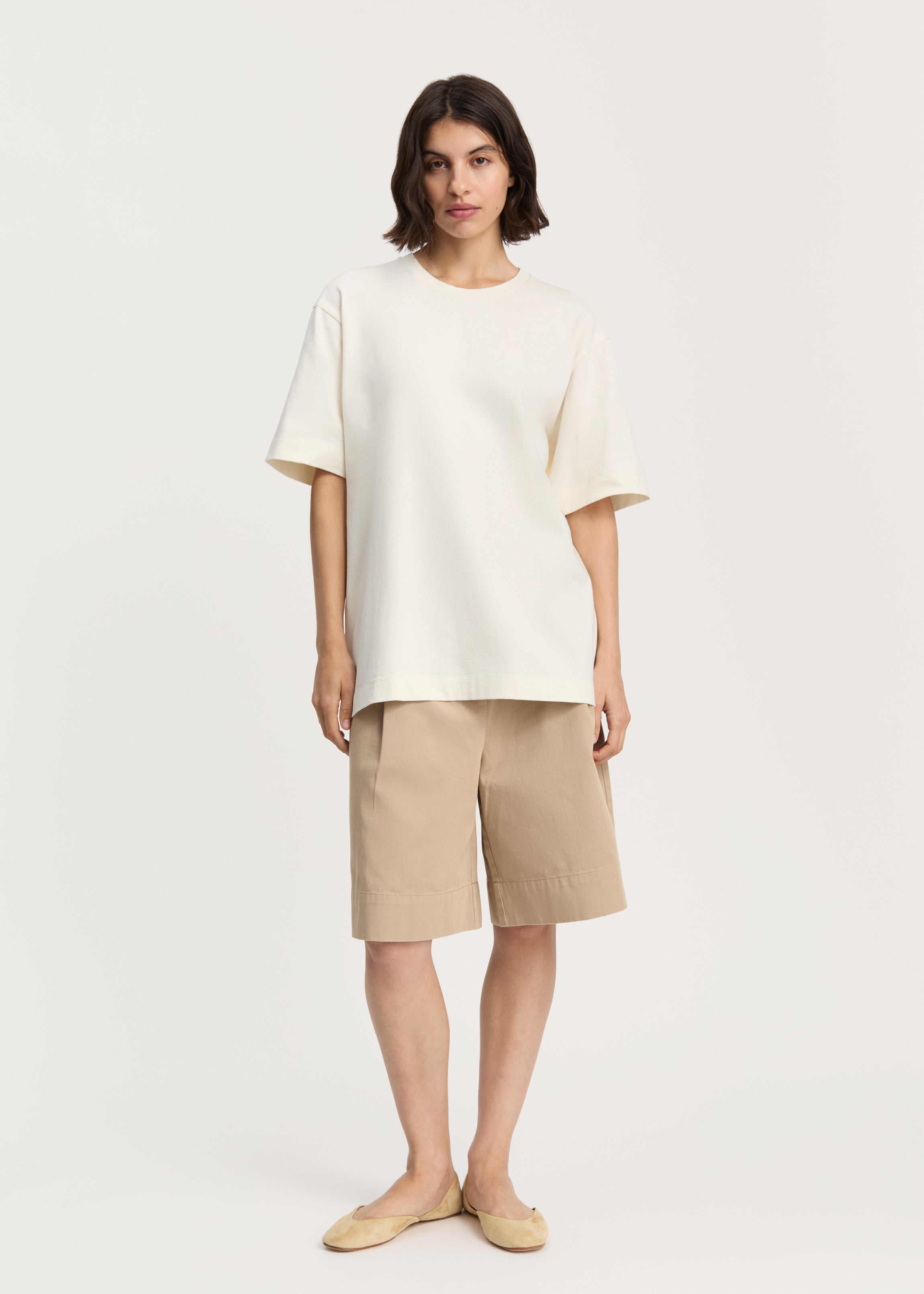 Lui circular tee | Pure Ecru T-shirt aiayu