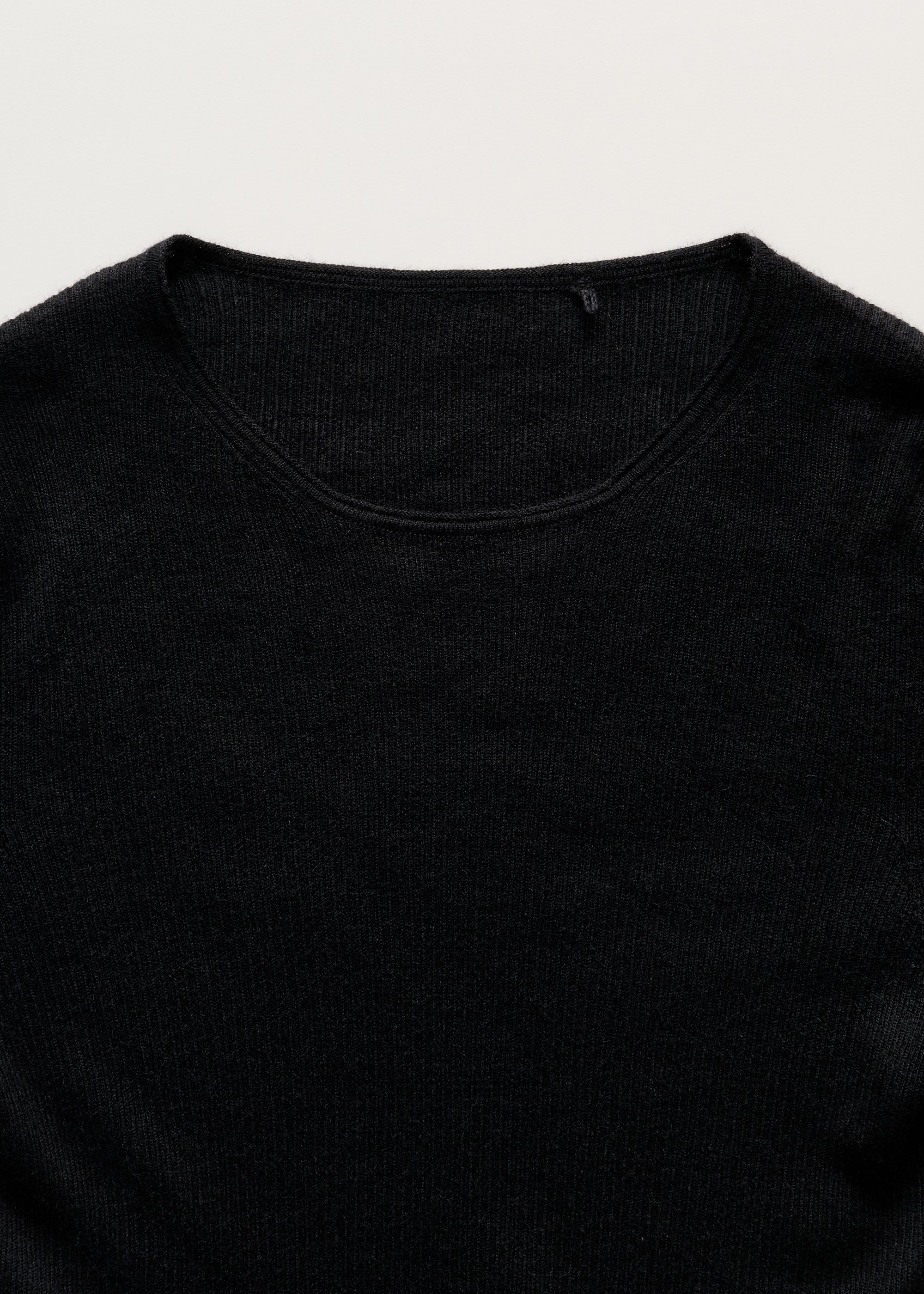 Madigan blouse – cashmere | Black Blouse aiayu