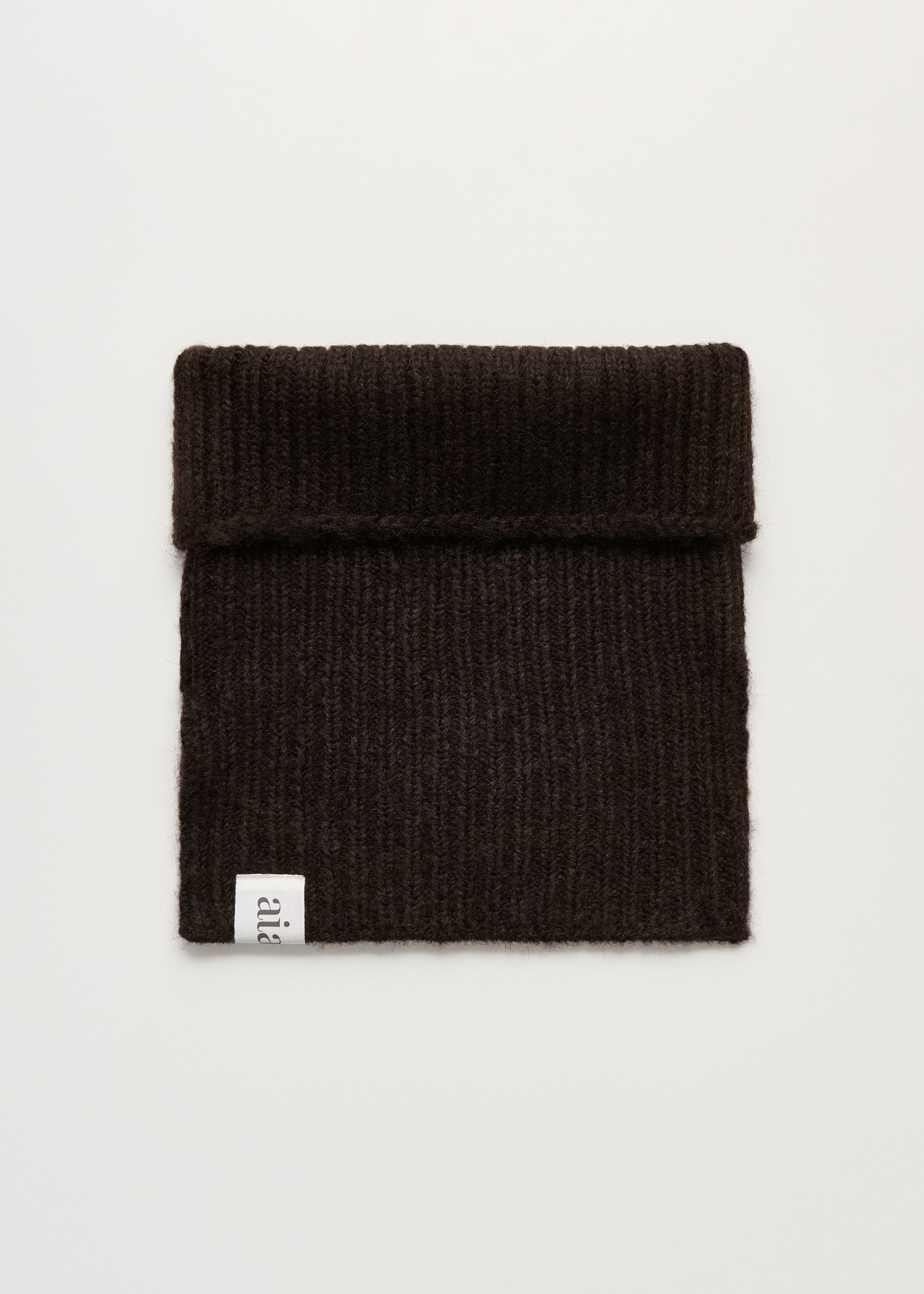 Nellie neck warmer | Pure Chocolate Scarf aiayu