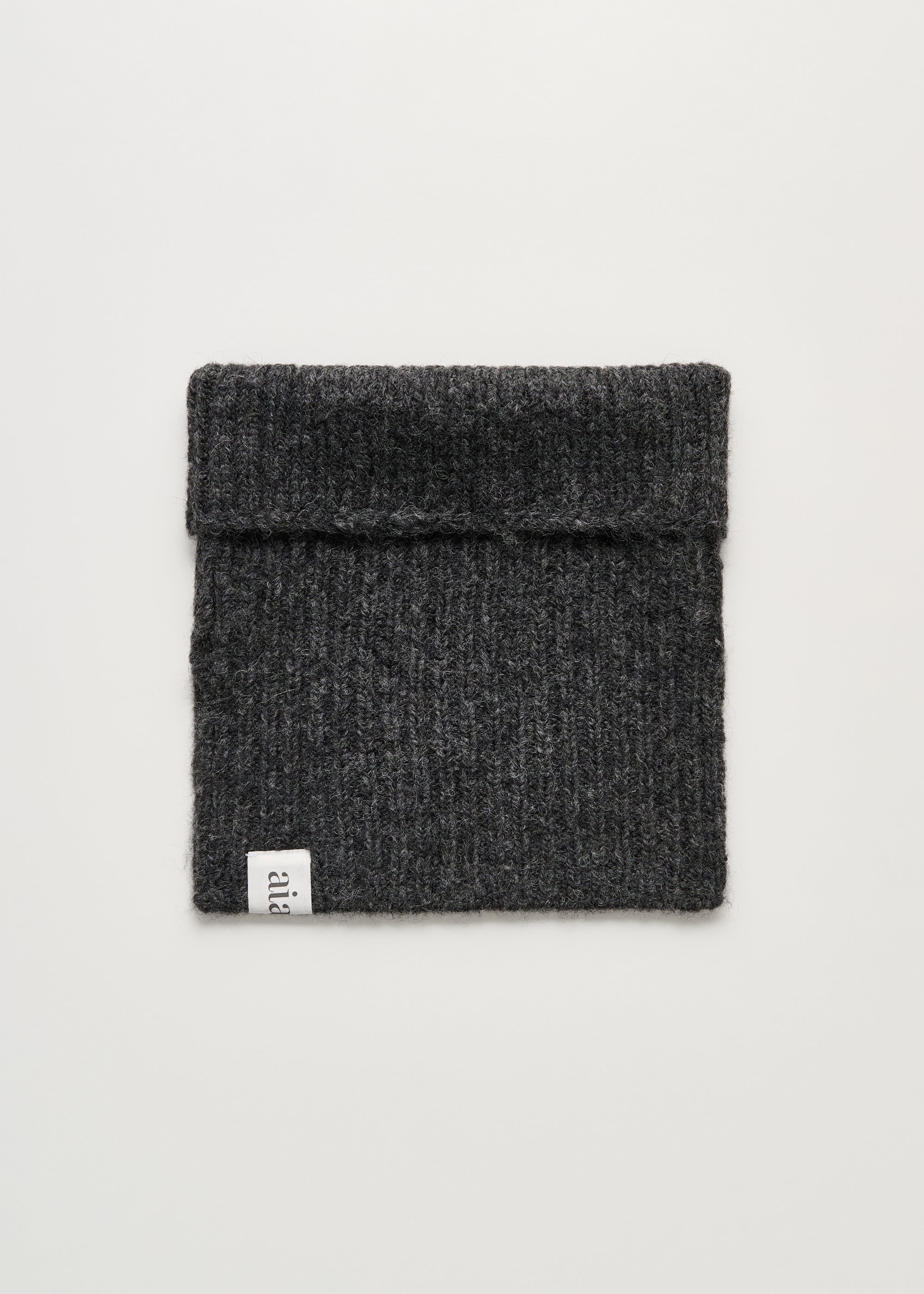 Nellie neck warmer | Pure Dark Grey Scarf aiayu
