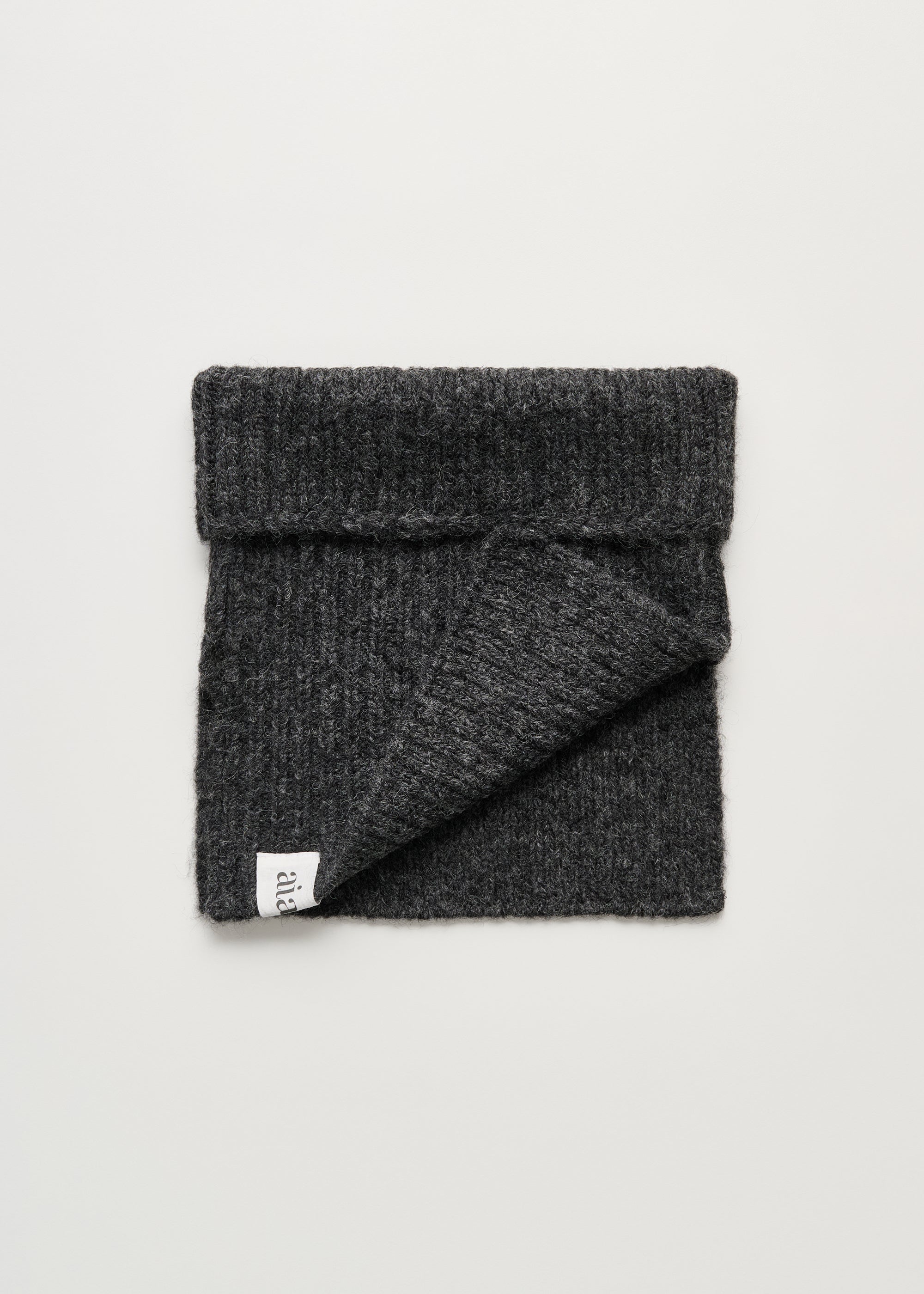 Nellie neck warmer | Pure Dark Grey Scarf aiayu