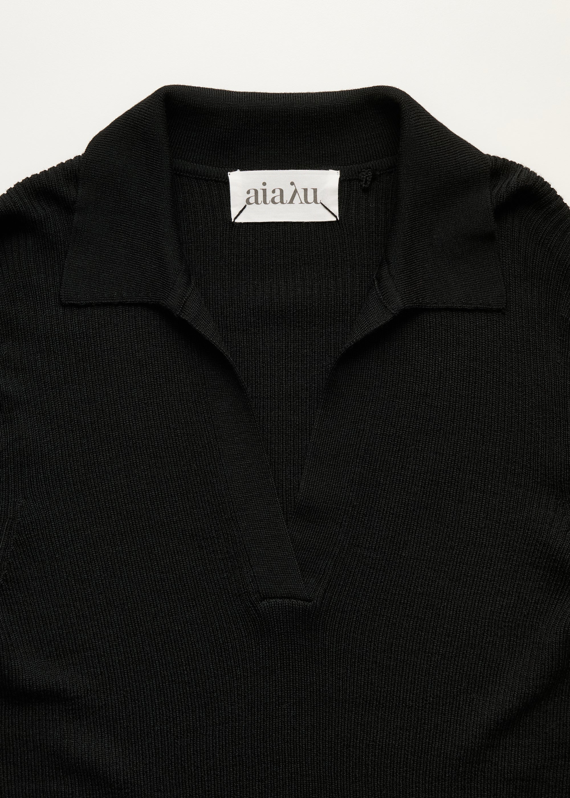 Noa polo blouse - pure merino wool | Black Blouse aiayu