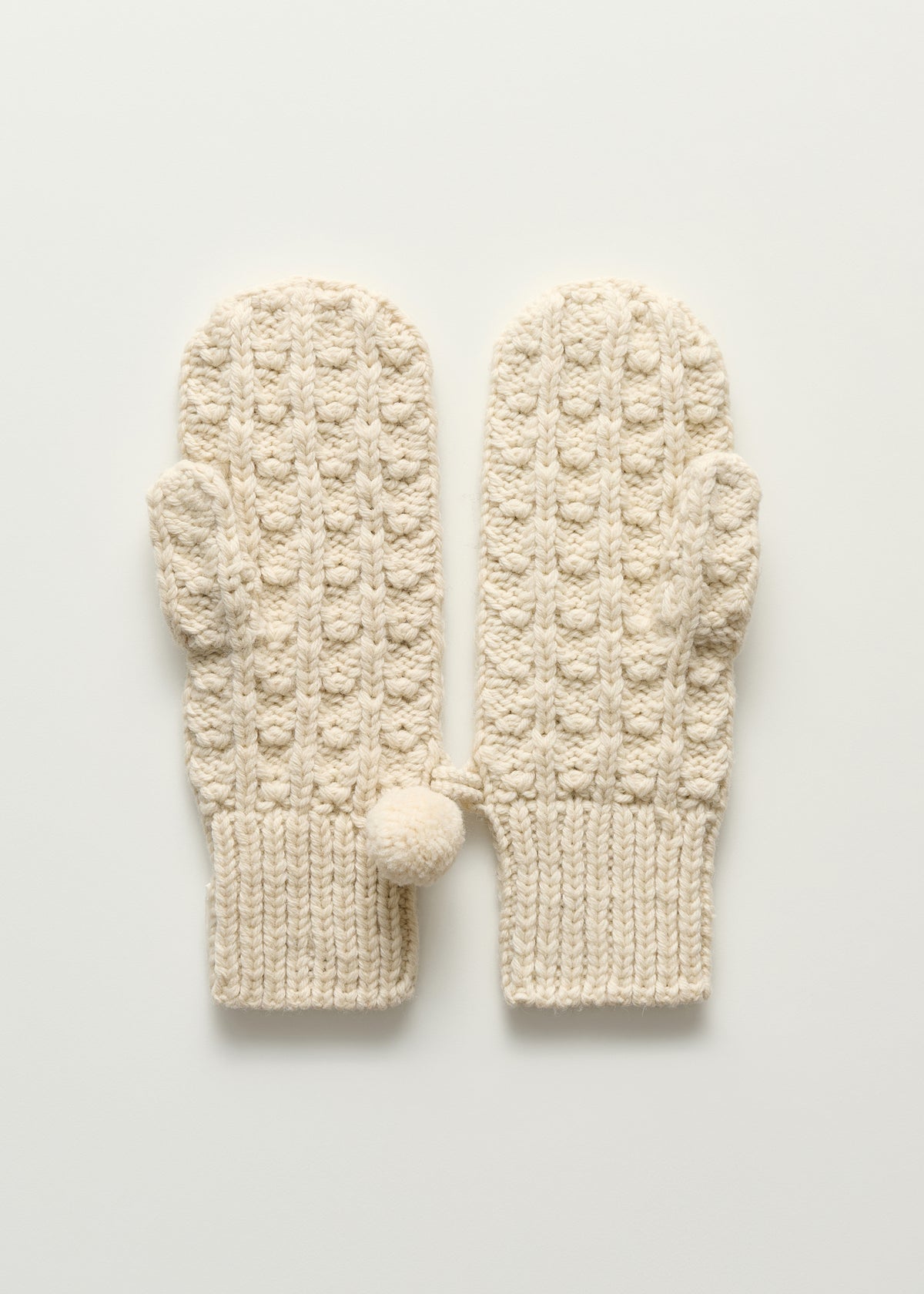 Oponi mittens – highland wool | Pure ecru Mittens aiayu