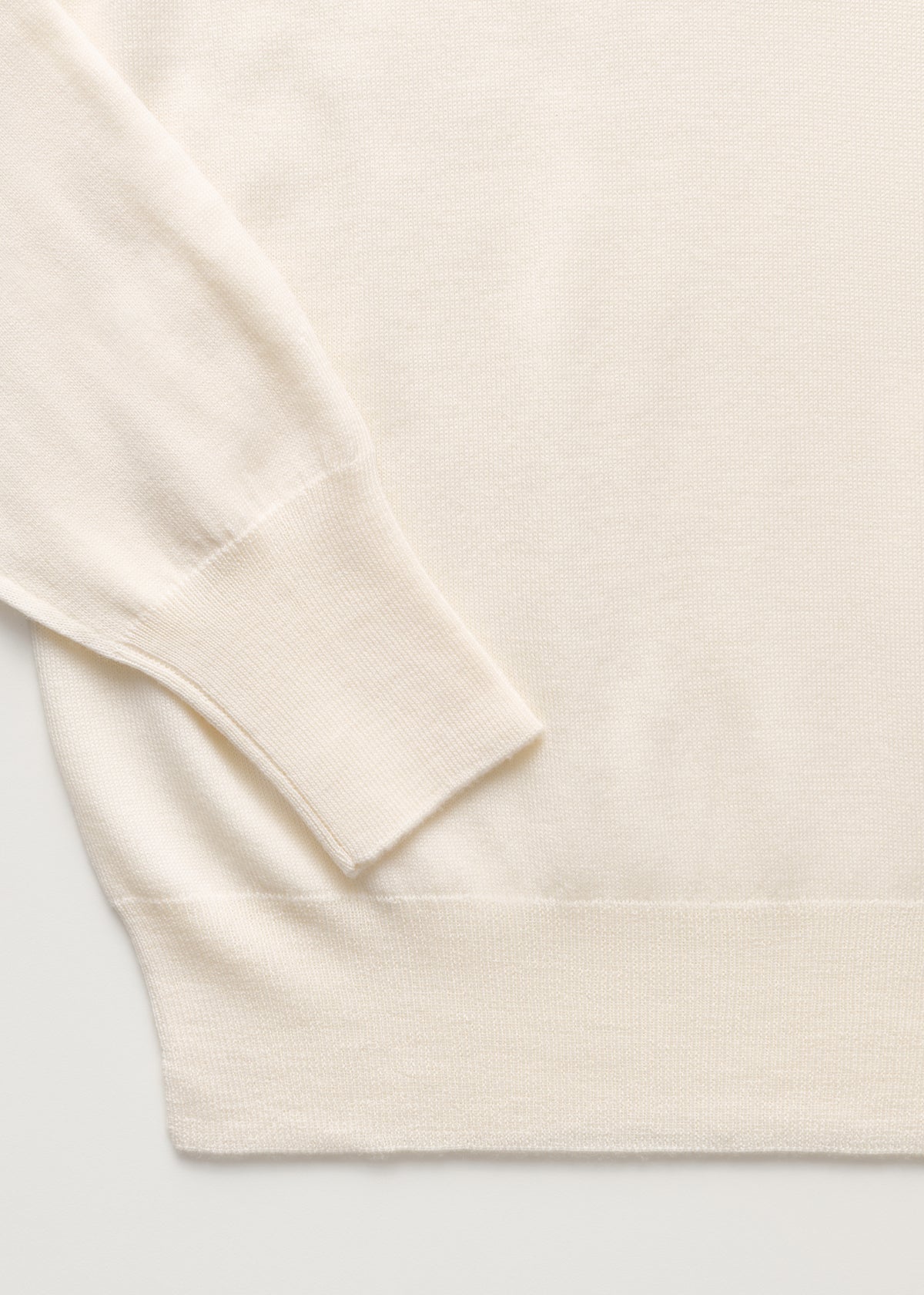 Quinn sweater – merino wool | Ecru Sweater aiayu