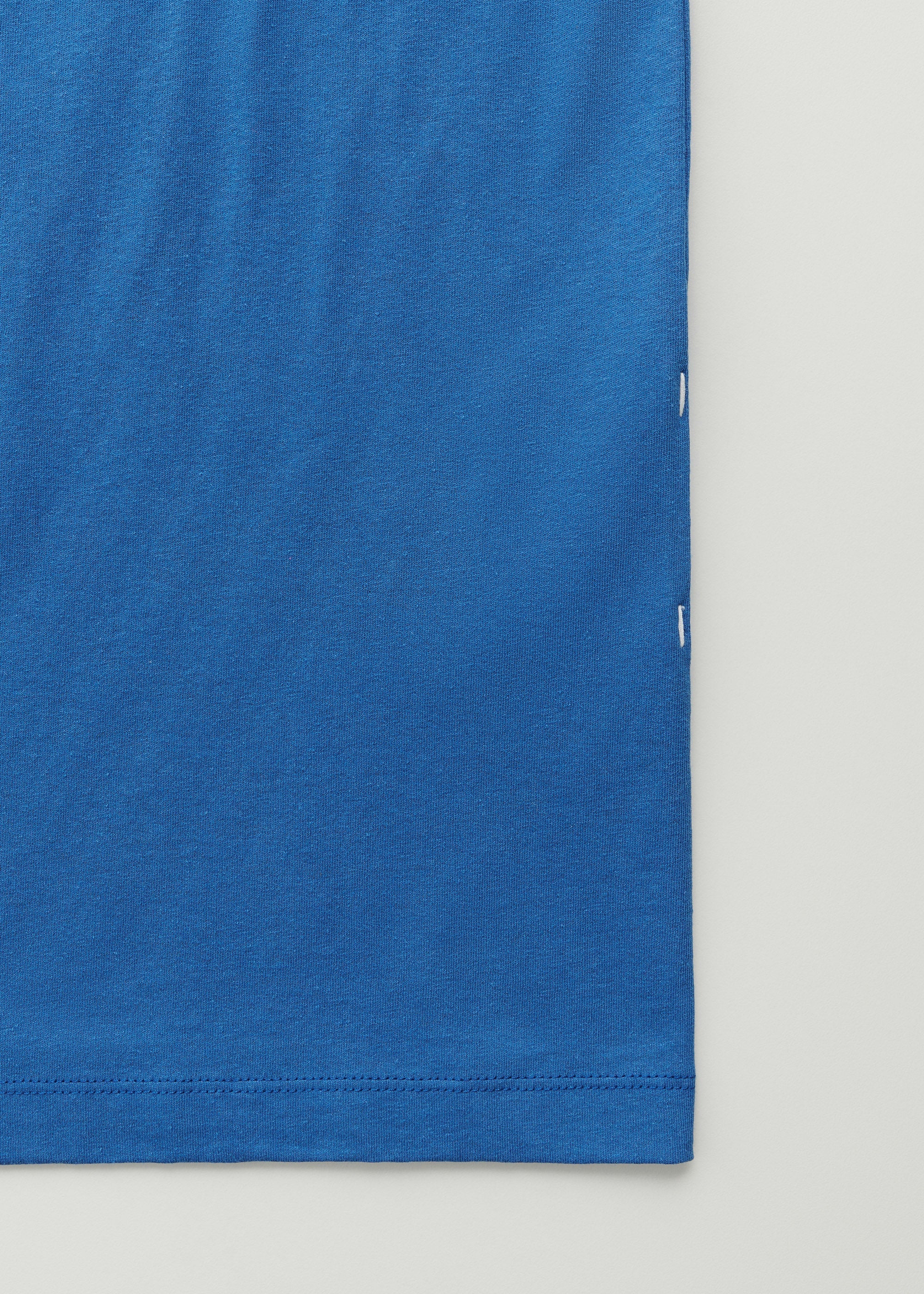 Classic circular tee | Brilliant Blue