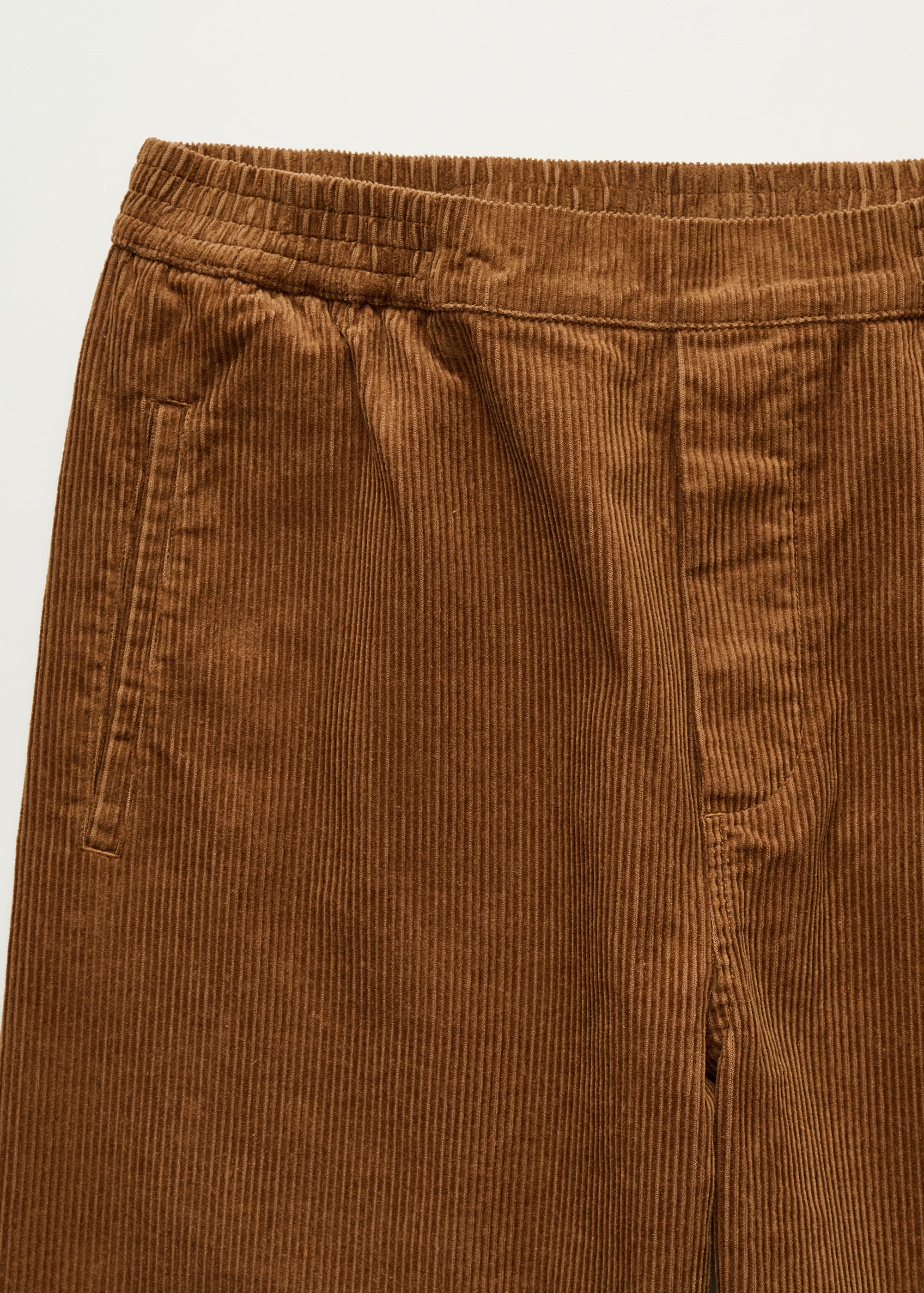 Coco pant corduroy | Cognac Pants aiayu