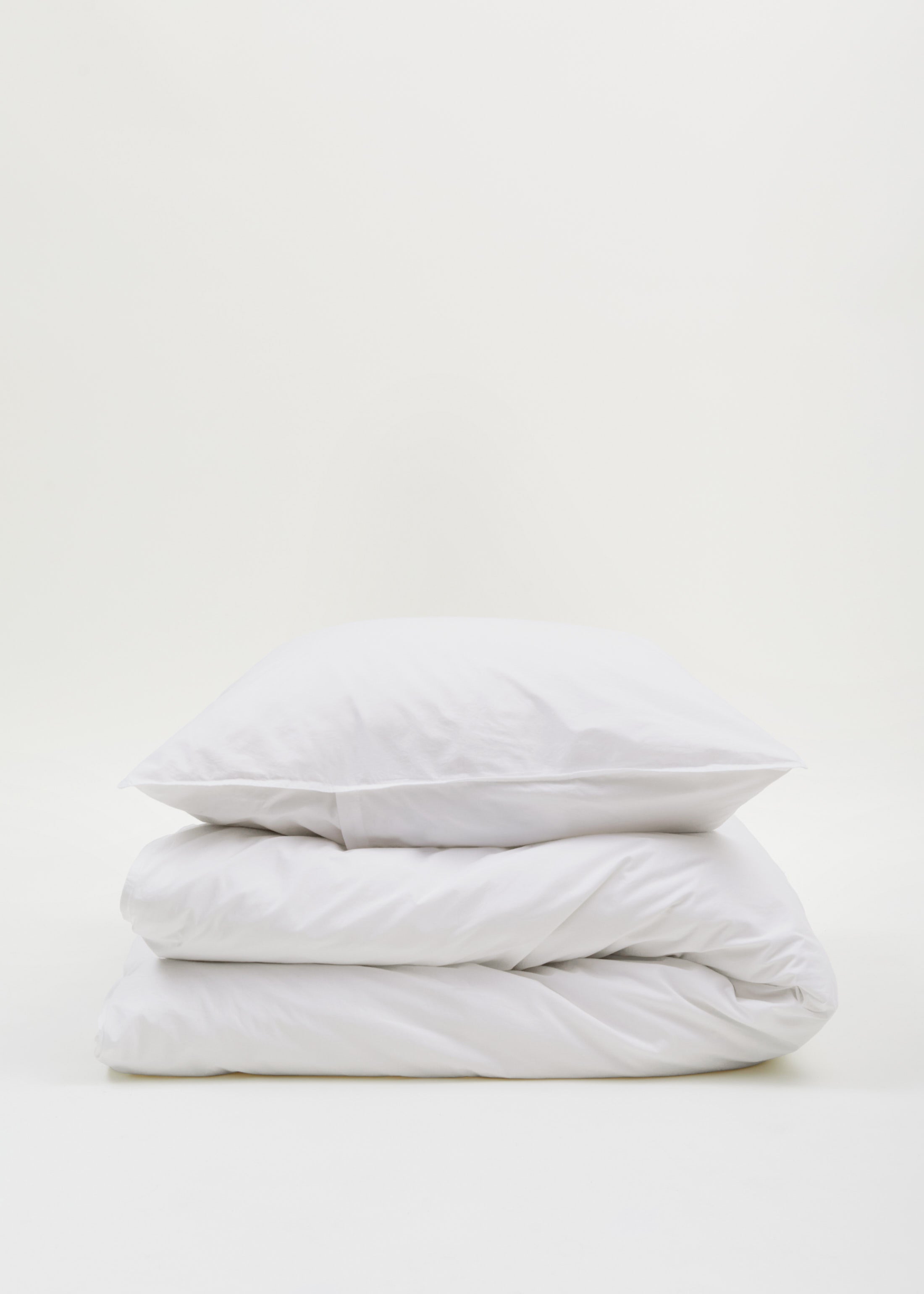Duvet set and pillow case | White Bedding aiayu