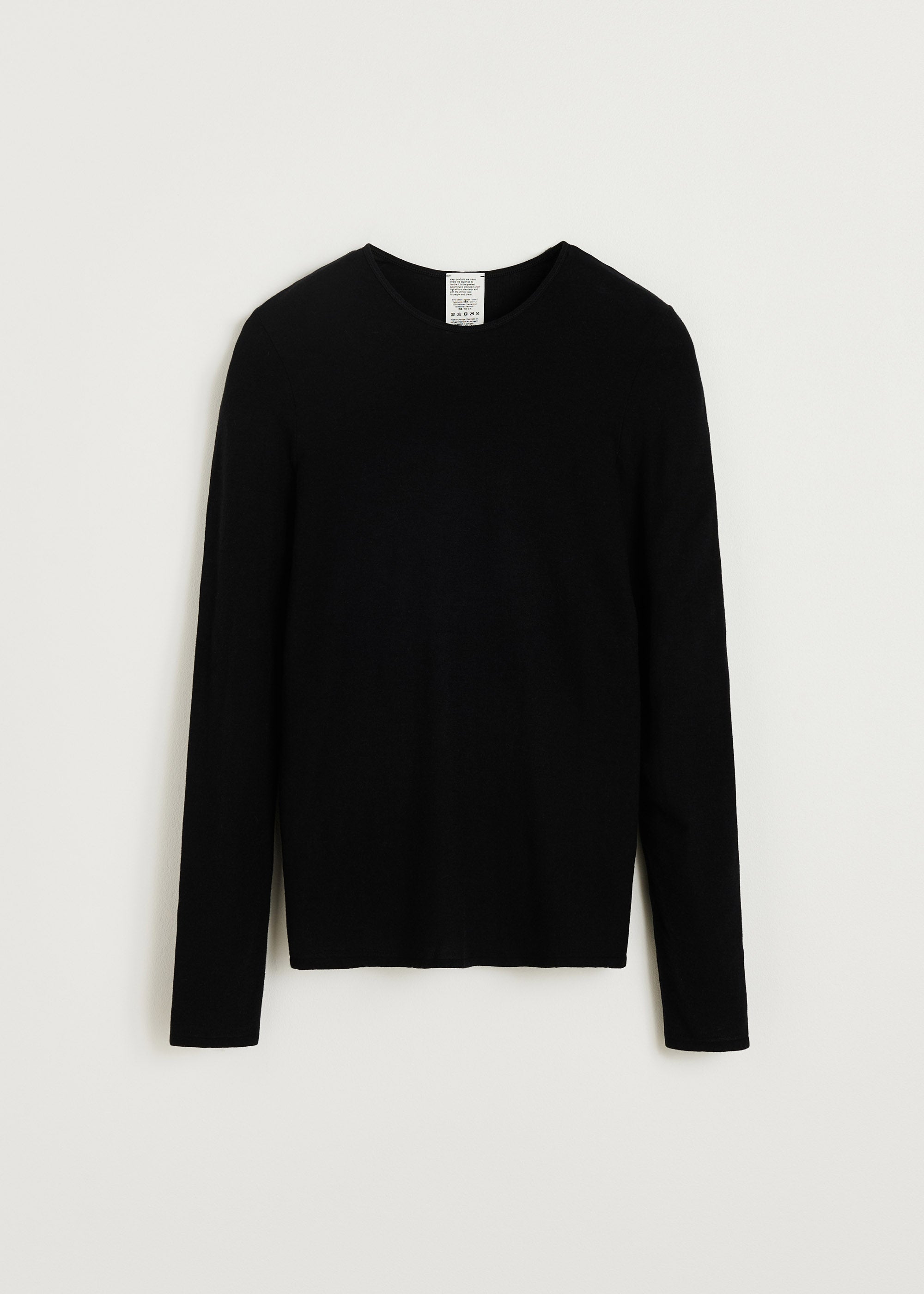 Gentle long sleeve - cashmere | Black Blouse aiayu