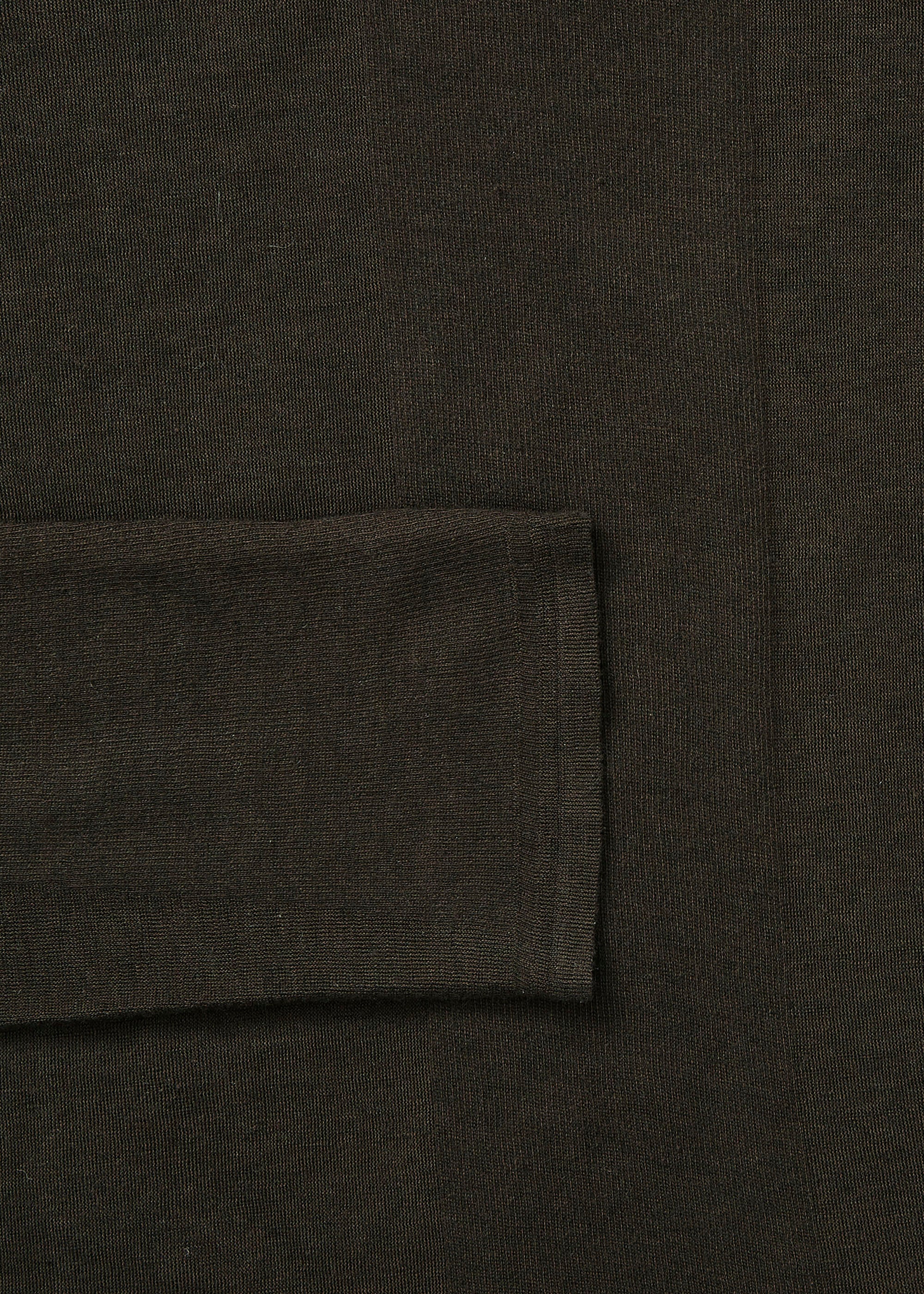 Gentle cashmere long sleeve | Dark Brown