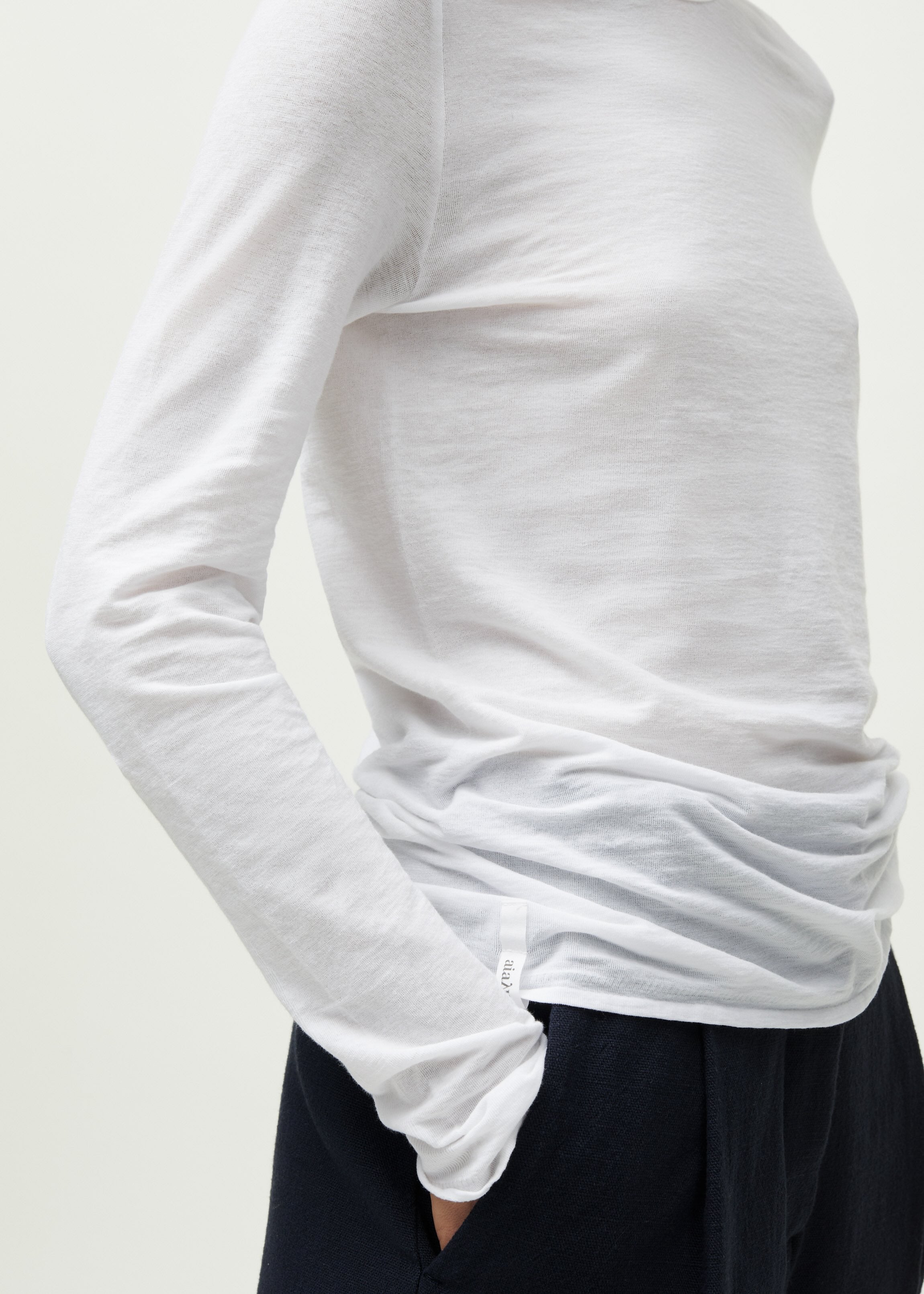 Gentle cashmere long sleeve | White