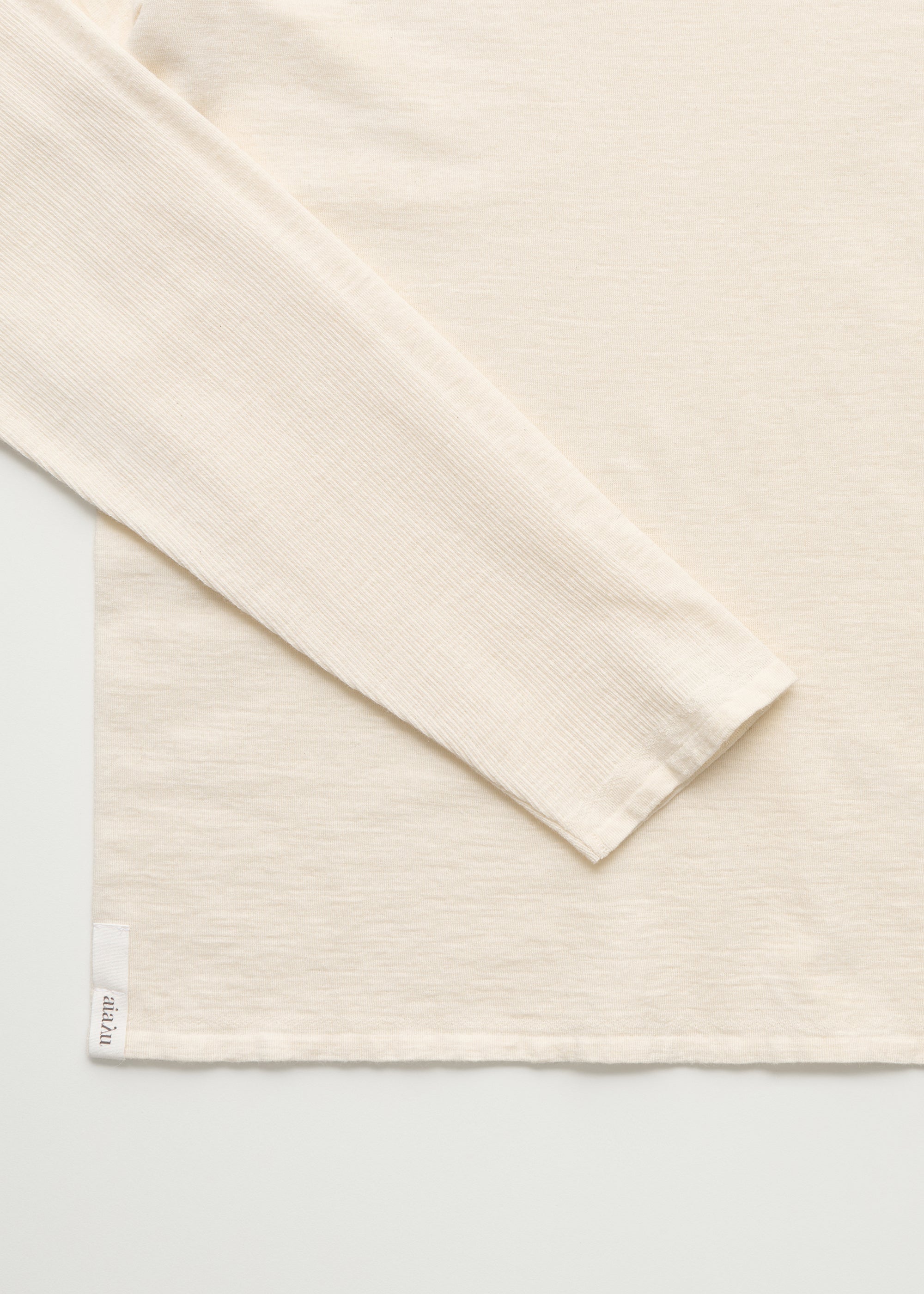 Gentle turtleneck - cashmere | Pure Ecru Blouse aiayu