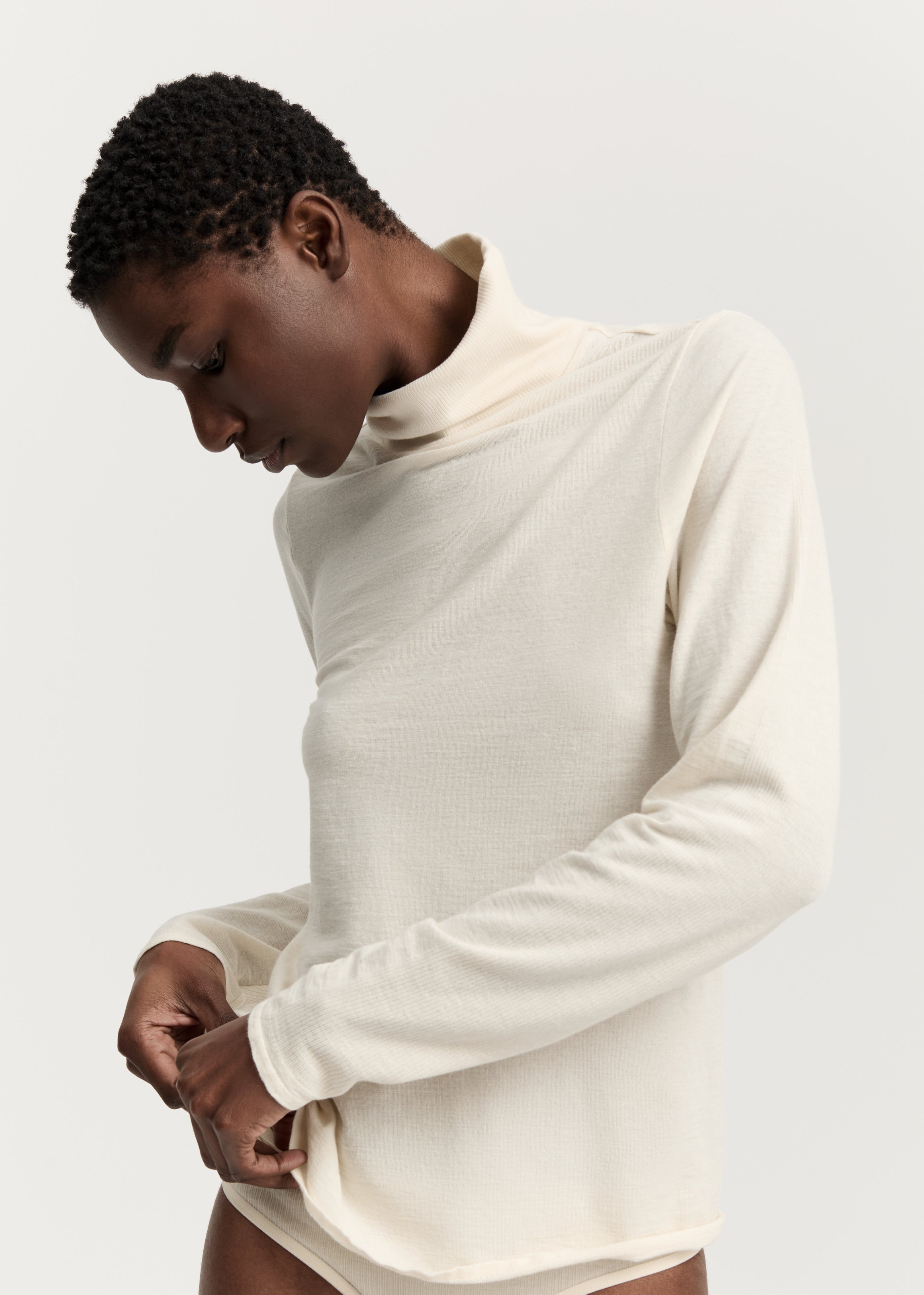 Gentle turtleneck - cashmere | Pure Ecru Blouse aiayu