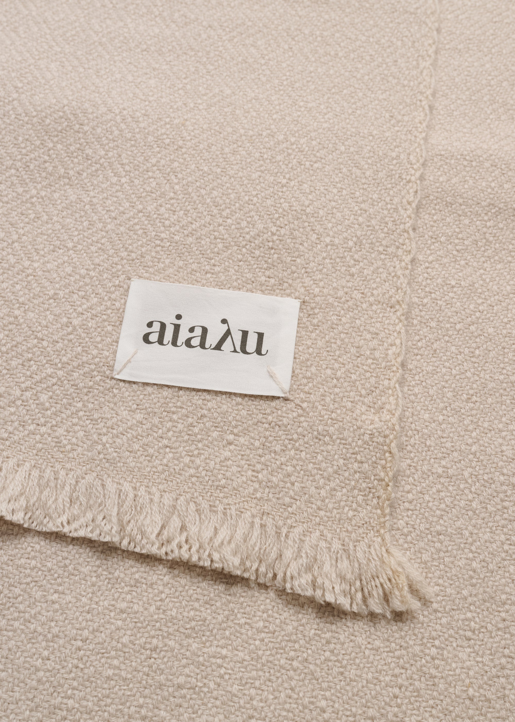 Haya wool throw - 150x180 | Aura Throw aiayu