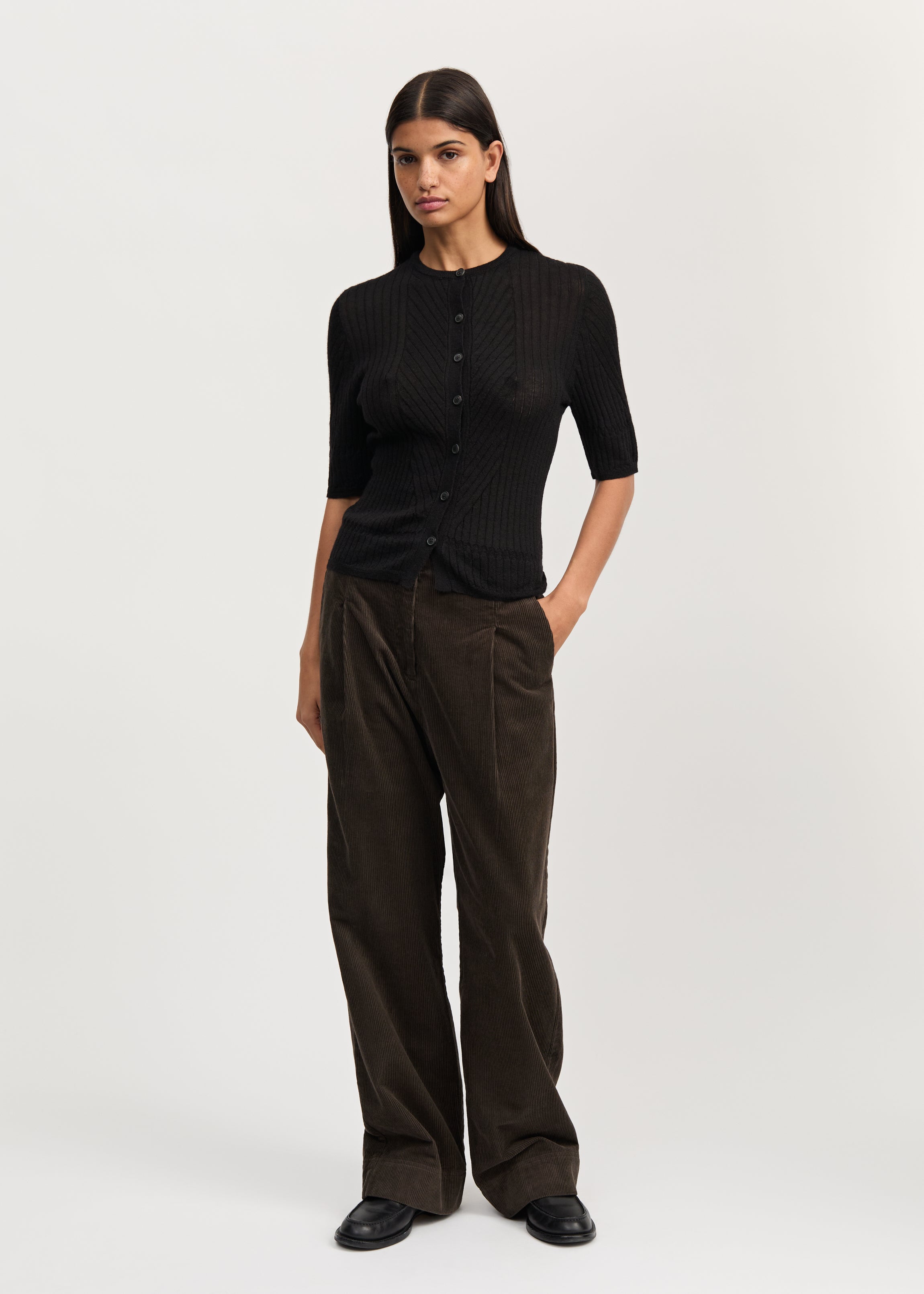 Hira cardigan – llama | Black Cardigan aiayu