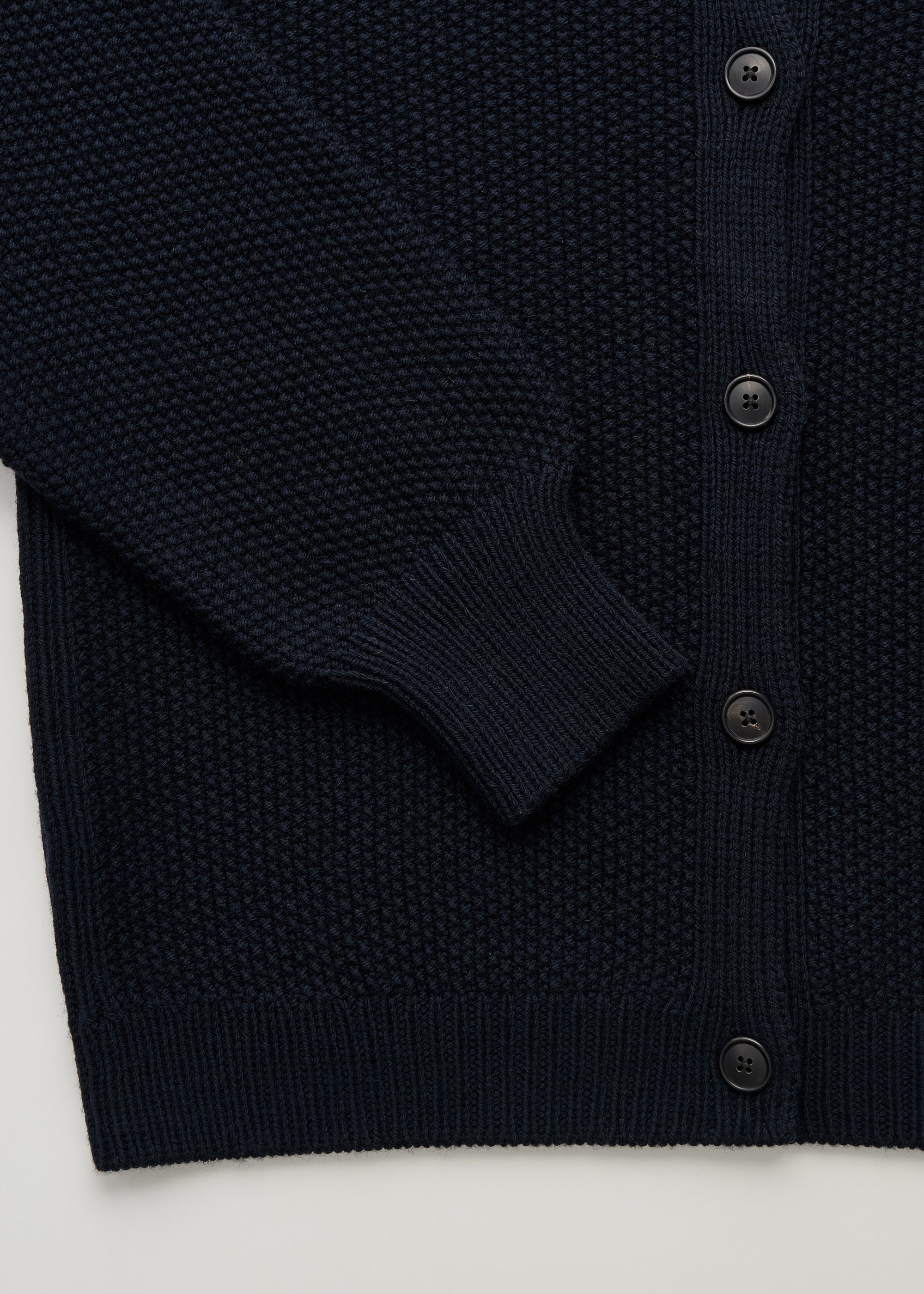 Irena cardigan - highland wool | Black Navy