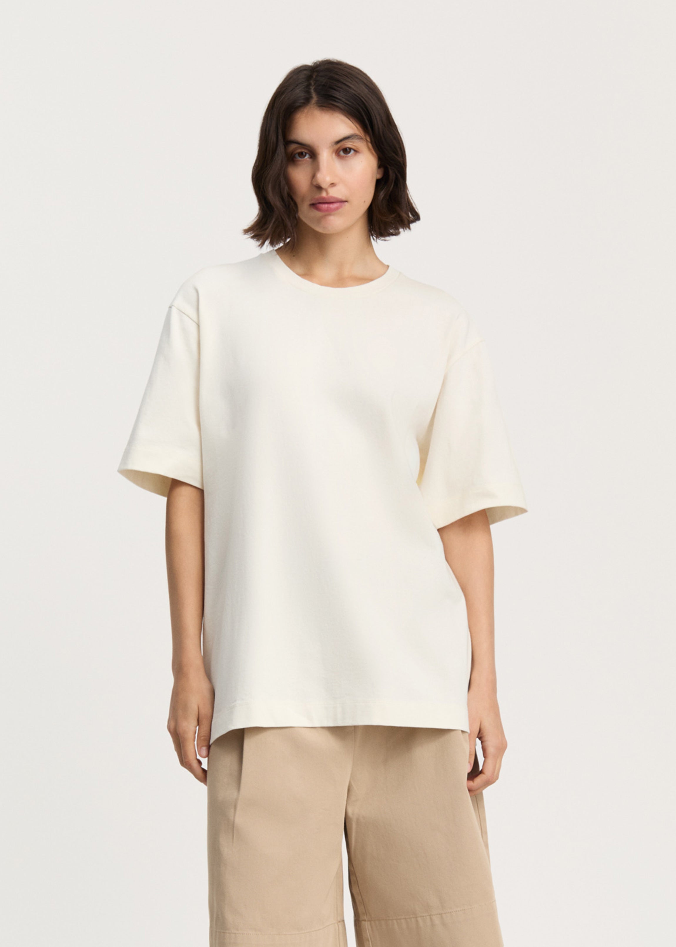 Lui circular tee | Pure Ecru T-shirt aiayu