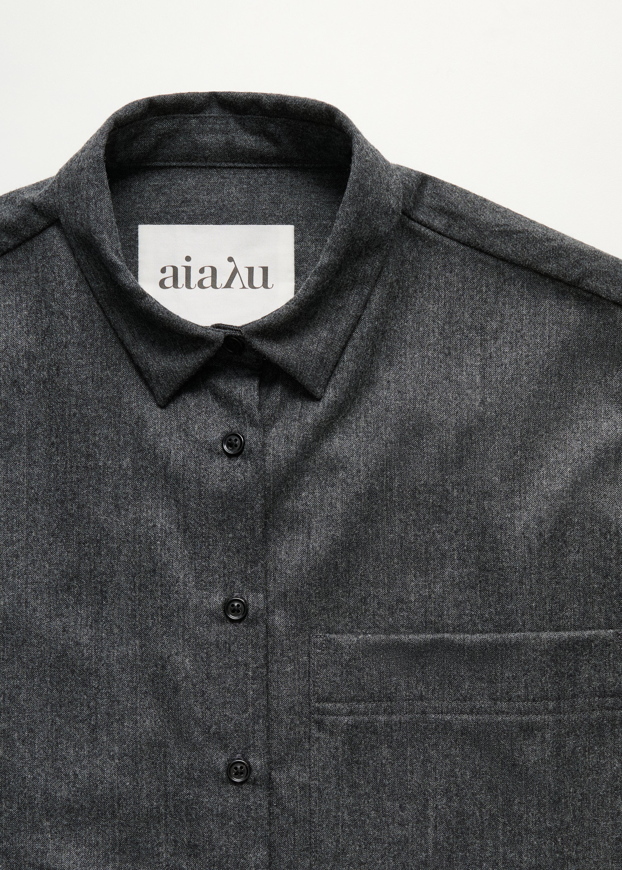 Lynette shirt – fine wool | Dark Grey Shirt Woven aiayu
