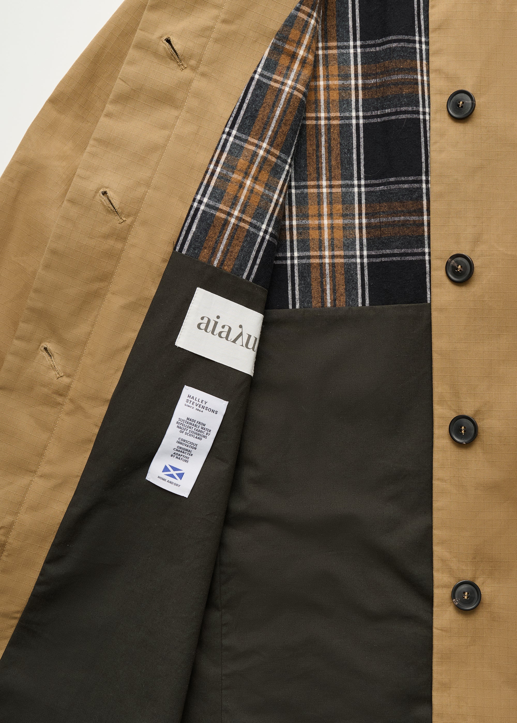 Noor coat ripstop – oilskin hybrid | Warm Khaki Coat aiayu