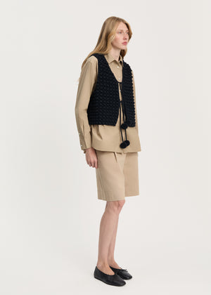 Ravi vest – highland wool | Black Navy Vest aiayu