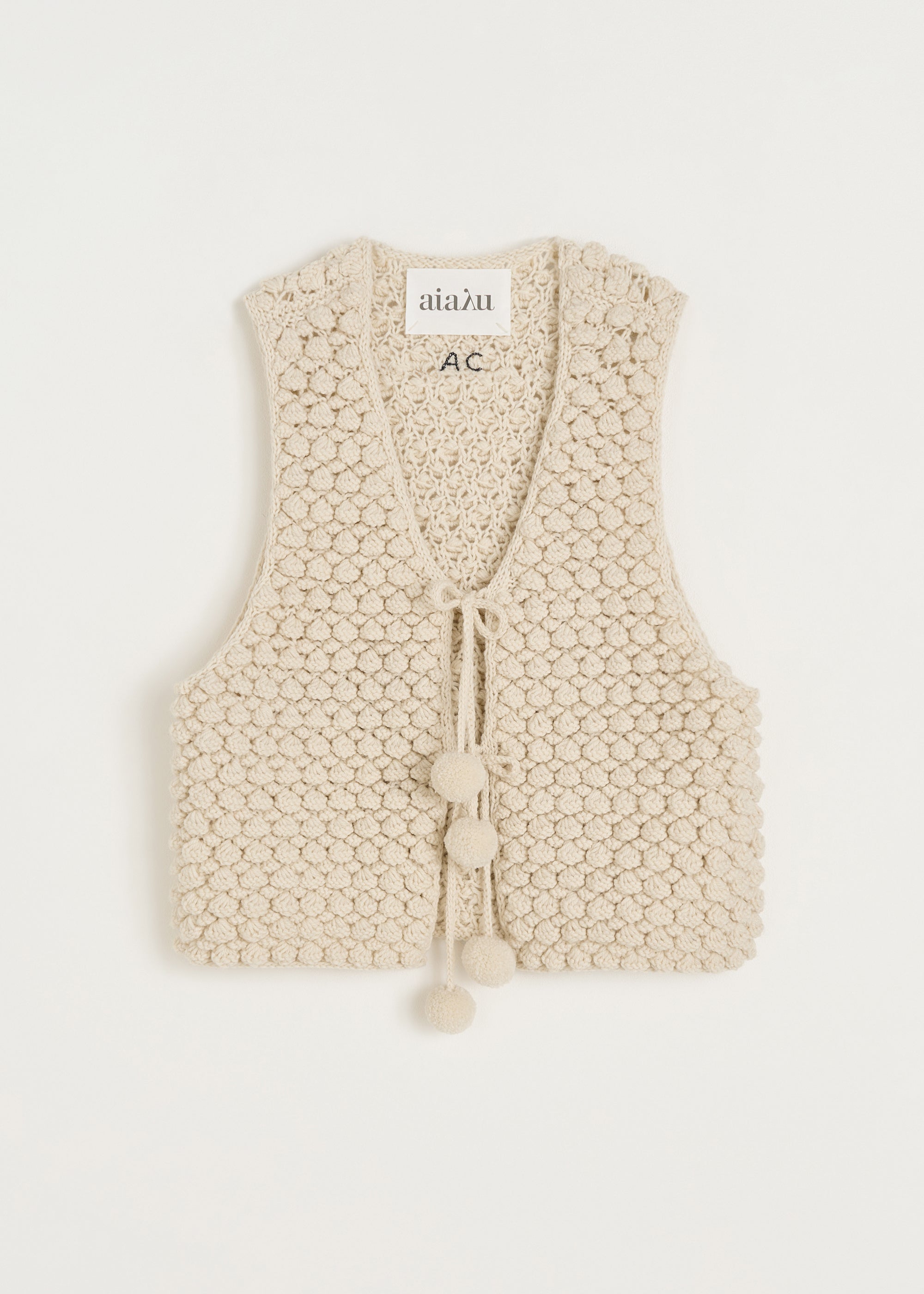 Ravi vest – highland wool | Pure Ecru Vest aiayu