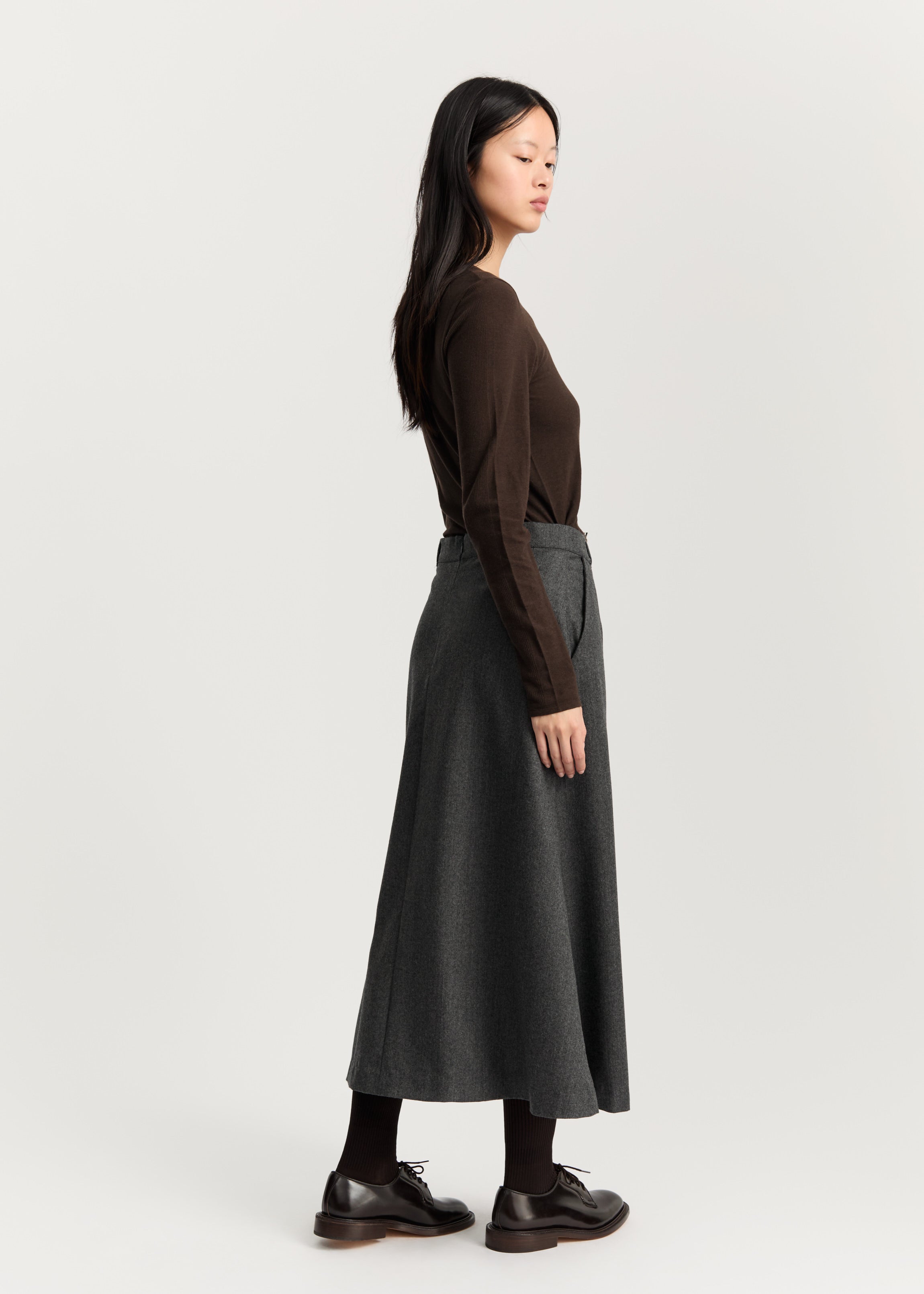 Stella skirt – fine wool | Dark Grey Skirt aiayu