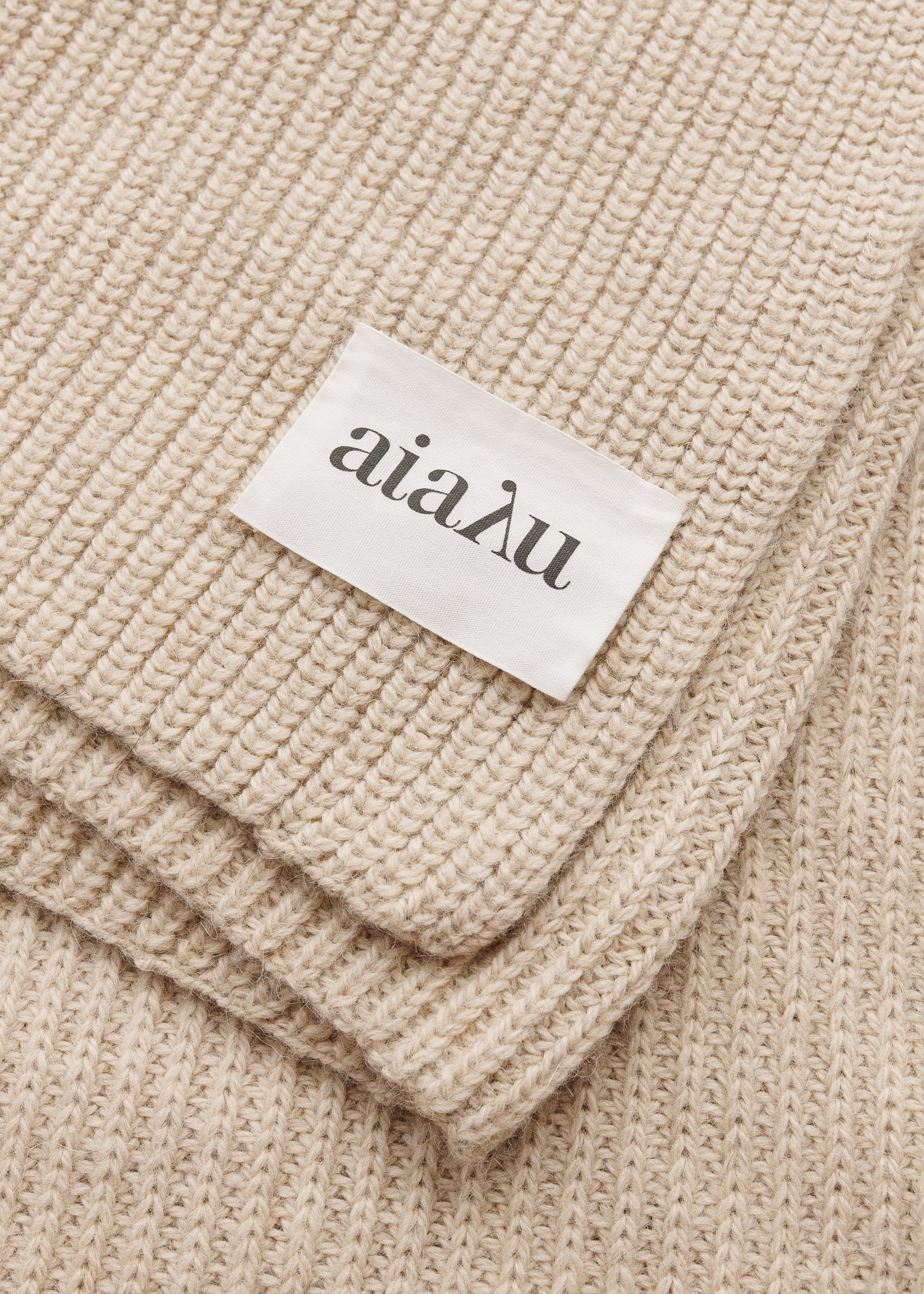 Tito llama wool throw - 130x160 | Albicant