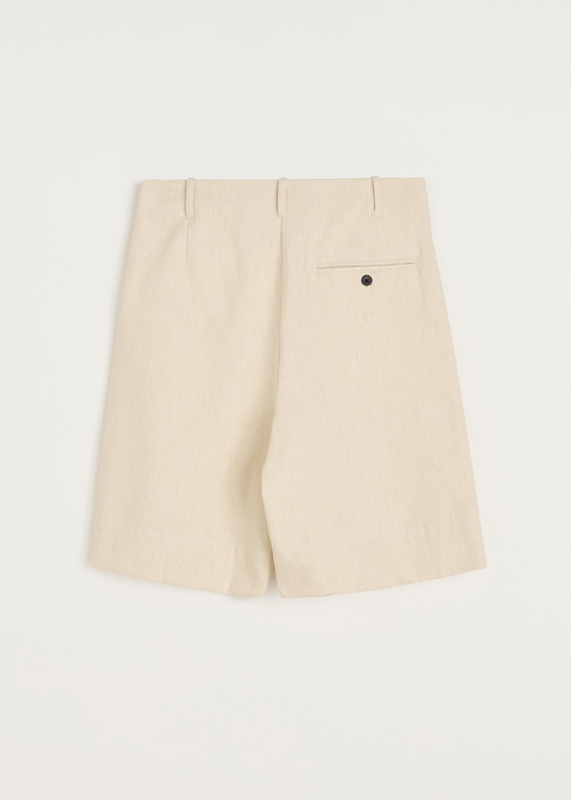 Willy shorts | Pure Sand Shorts aiayu