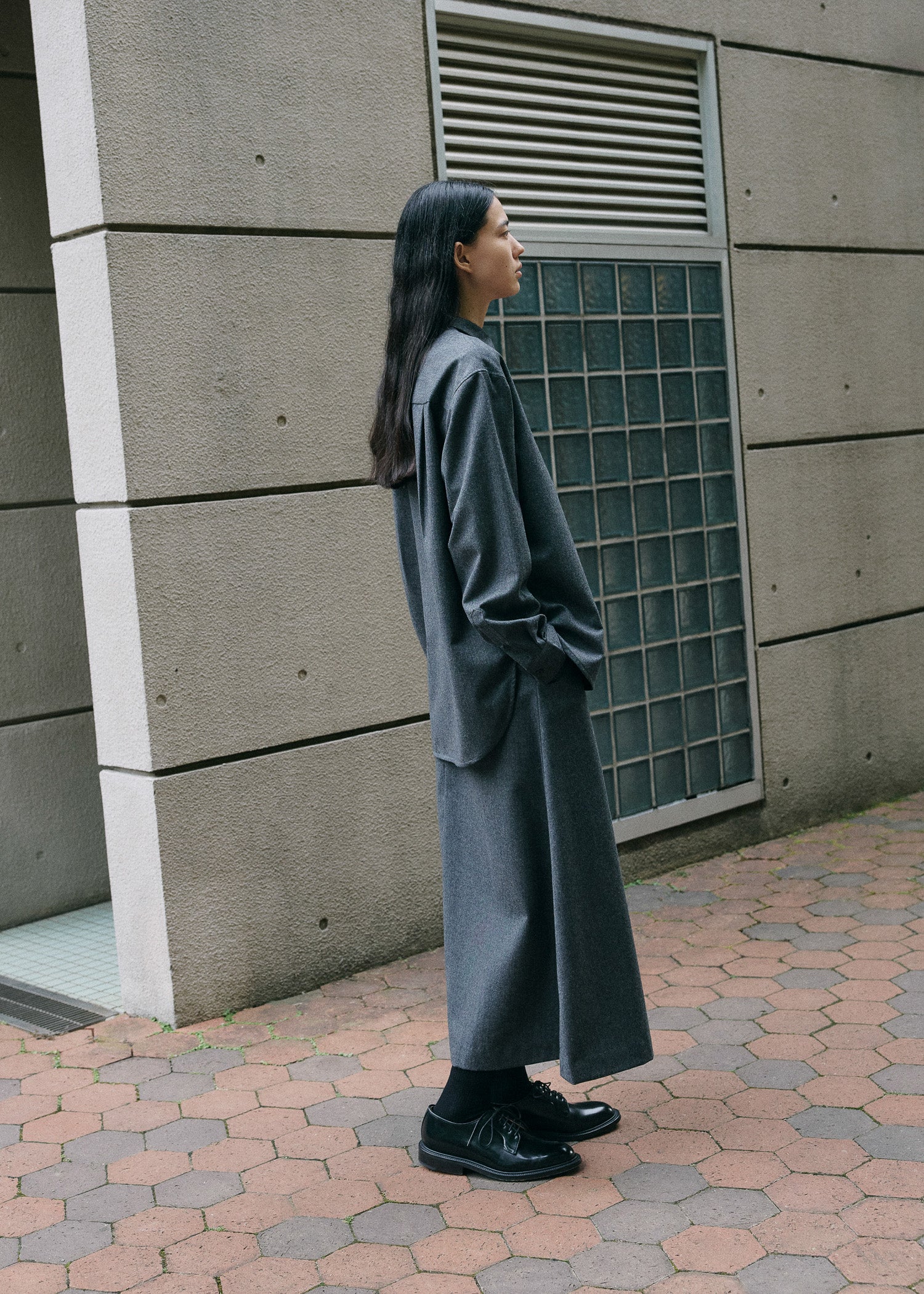 Lynette shirt – fine wool | Dark Grey Shirt Woven aiayu